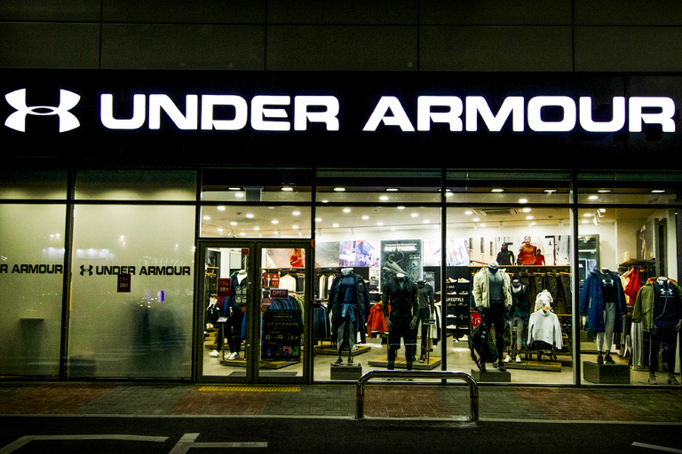 UNDER ARMOUR(언더아머) 전면간판 시공&야간점등 모음